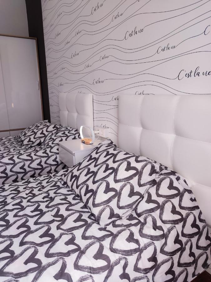 Vivienda Turistica Mou Apartment Arzua Exterior photo